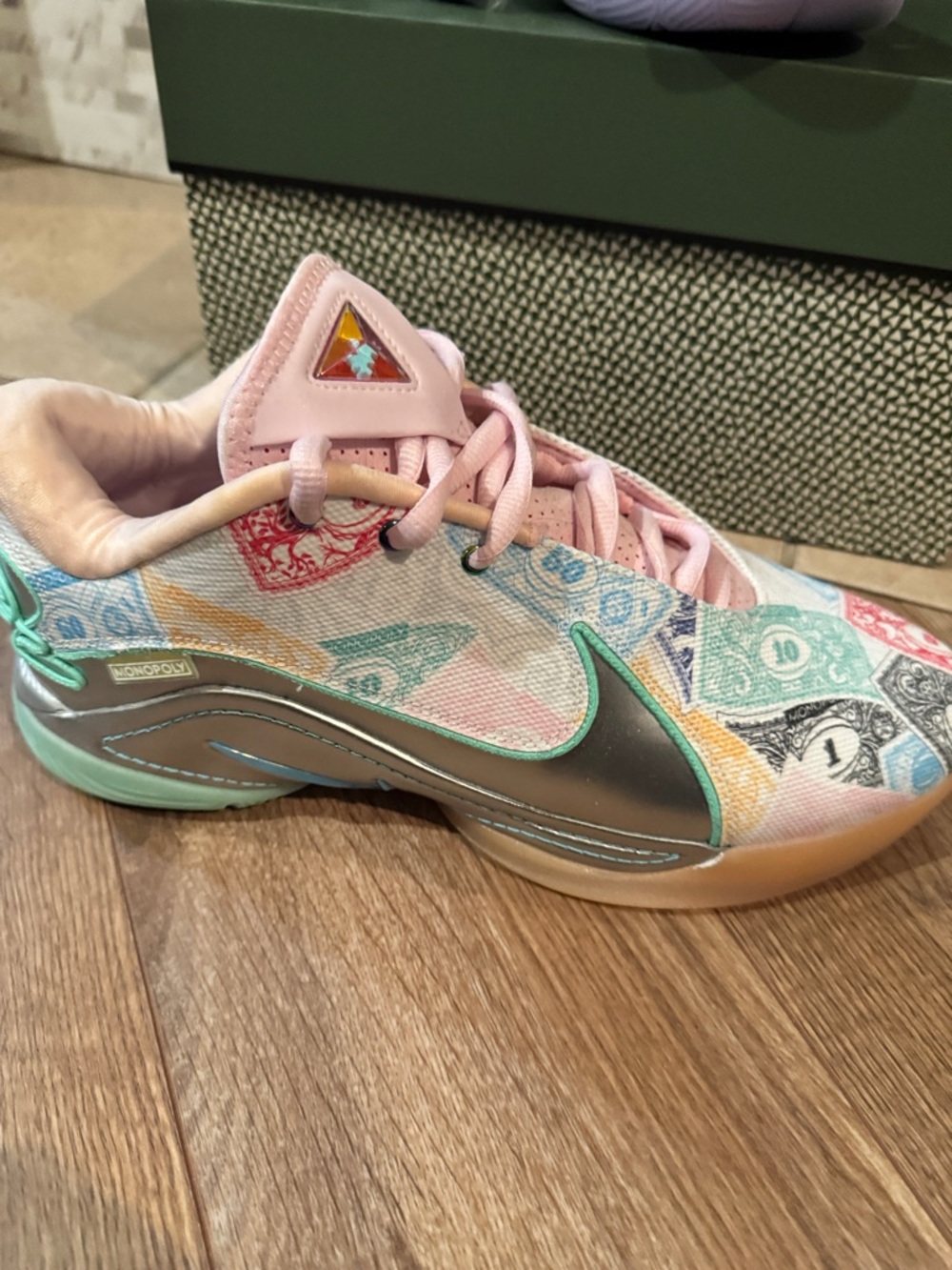 Nike LeBron XXII "Currency" Men's Basketball Shoe